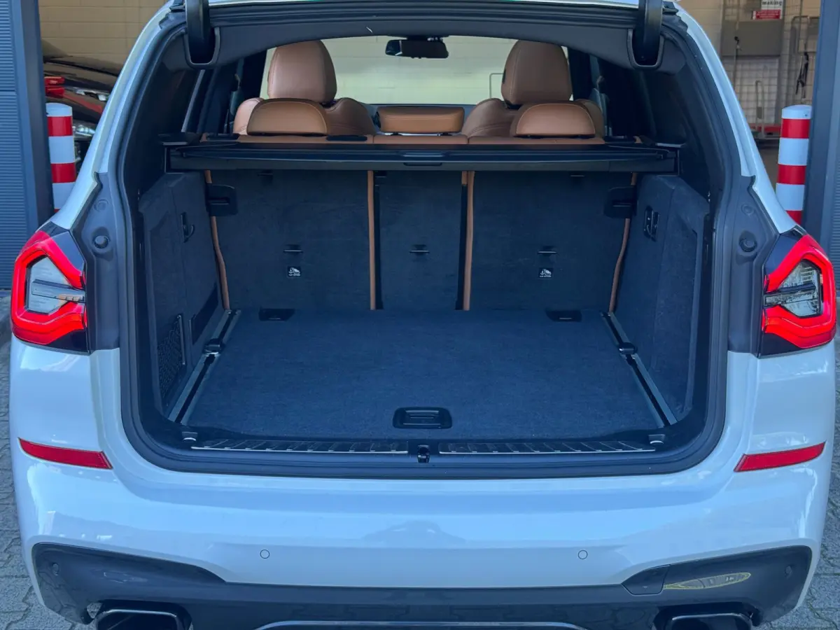 M40i xDrive High Executive / PANO / HEAD-UP / 360 CAM / KEYLESS / CARPLAY / MEMORY / HARM-KARD / ADAPTIVE / SFEER / ''21 !