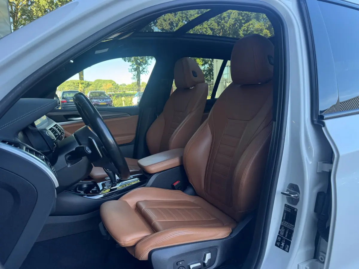 M40i xDrive High Executive / PANO / HEAD-UP / 360 CAM / KEYLESS / CARPLAY / MEMORY / HARM-KARD / ADAPTIVE / SFEER / ''21 !