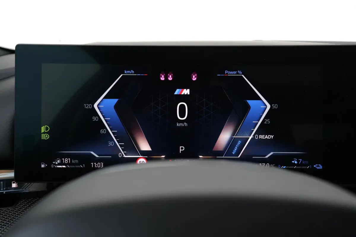 550e xDrive | SoH 100% | Sport Pakket Pro | Panorama Dak | Adaptief Onderstel Professional | Elektr. Stoelen | Driving Assistant Professional | Parking Assistant Plus | Adaptieve Led | Stuur