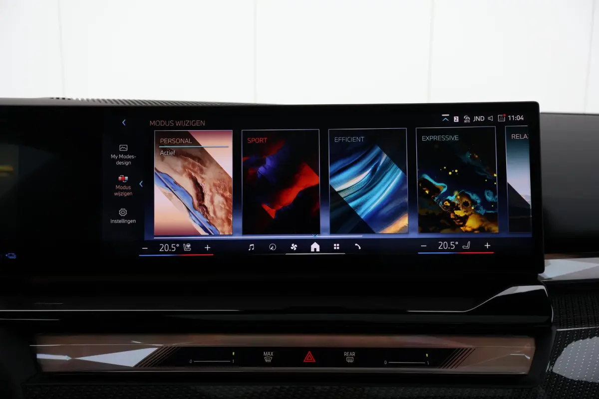 550e xDrive | SoH 100% | Sport Pakket Pro | Panorama Dak | Adaptief Onderstel Professional | Elektr. Stoelen | Driving Assistant Professional | Parking Assistant Plus | Adaptieve Led | Stuur
