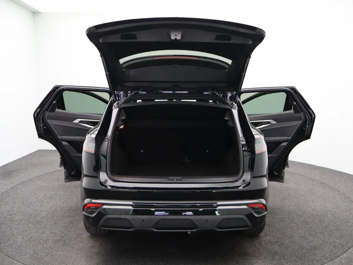 techno E-Tech full hybrid 200 | Trekhaak | Stoelverw. | Massage-functie |