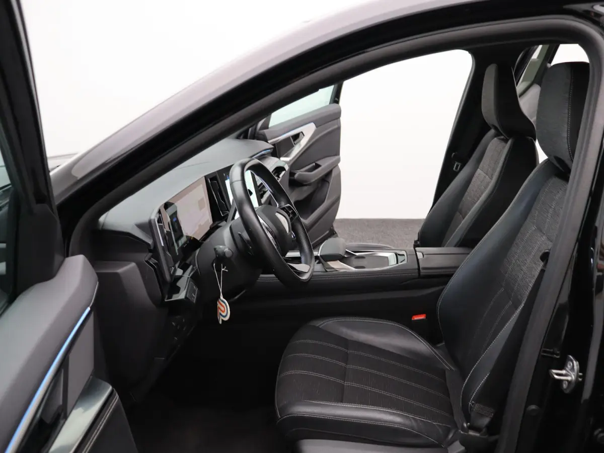 techno E-Tech full hybrid 200 | Trekhaak | Stoelverw. | Massage-functie |