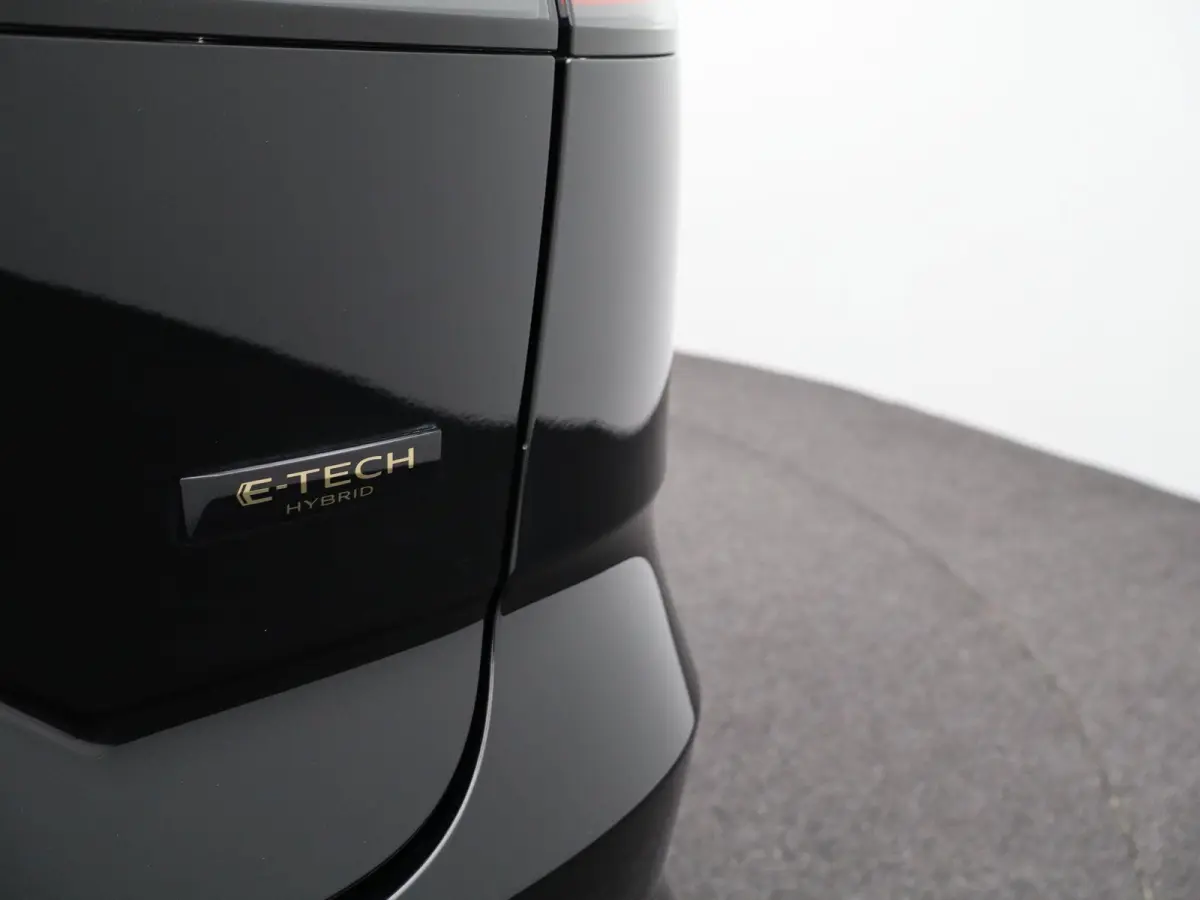 techno E-Tech full hybrid 200 | Trekhaak | Stoelverw. | Massage-functie |