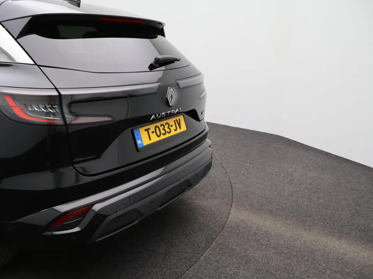 techno E-Tech full hybrid 200 | Trekhaak | Stoelverw. | Massage-functie |