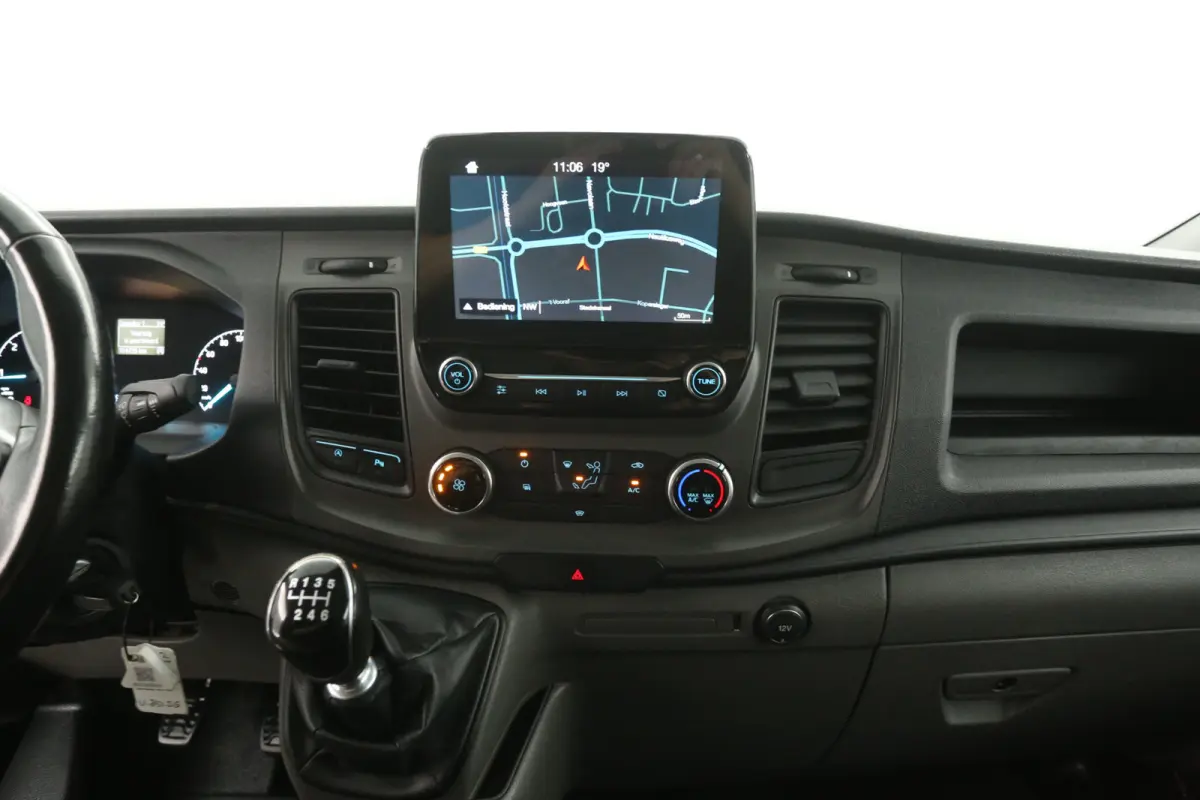 2.0 TDCI L1H1 | Marge | Airco | Cruise | Carplay | 3 Zits | Navi | Trekhaak | Imperiaal | Parkeersens.