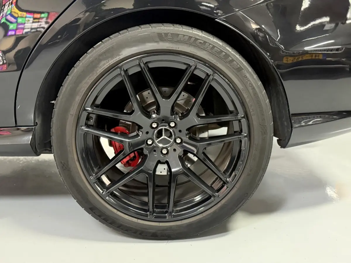 ML 63 AMG V8 Perf. Pack. P30 558PK