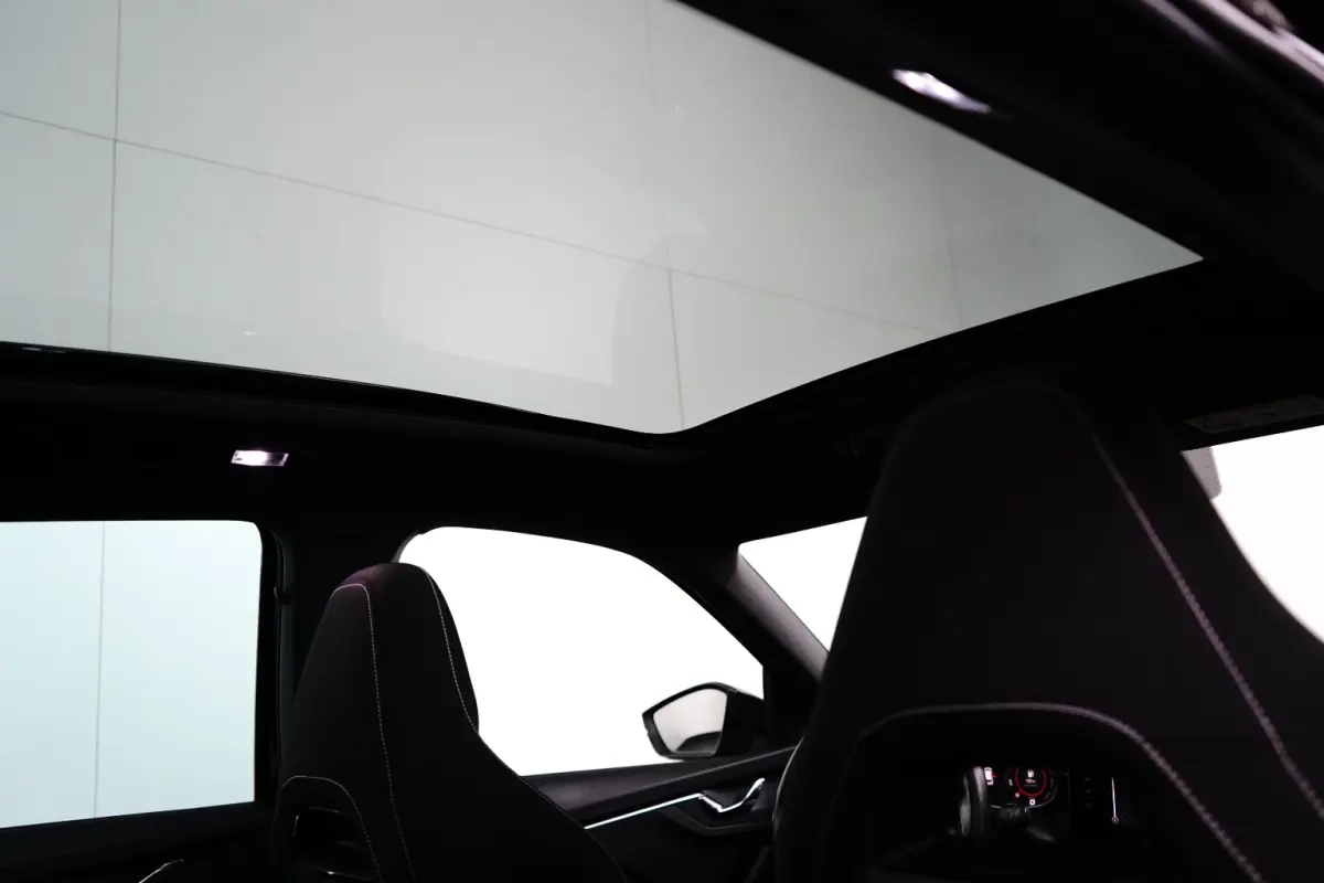 1.5 TSI 150PK DSG-7 Monte Carlo | PANORAMA DAK | TREKHAAK | CAMERA | STOELVERW. | CARPLAY | NAVIGATIE | CLIMATE CONTROL