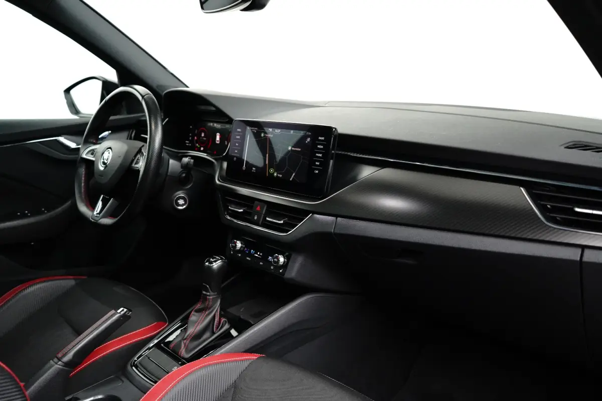 1.5 TSI 150PK DSG-7 Monte Carlo | PANORAMA DAK | TREKHAAK | CAMERA | STOELVERW. | CARPLAY | NAVIGATIE | CLIMATE CONTROL