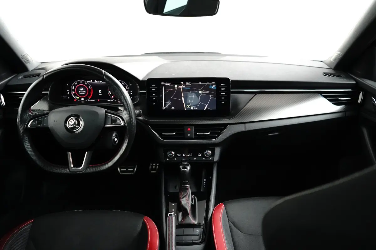 1.5 TSI 150PK DSG-7 Monte Carlo | PANORAMA DAK | TREKHAAK | CAMERA | STOELVERW. | CARPLAY | NAVIGATIE | CLIMATE CONTROL