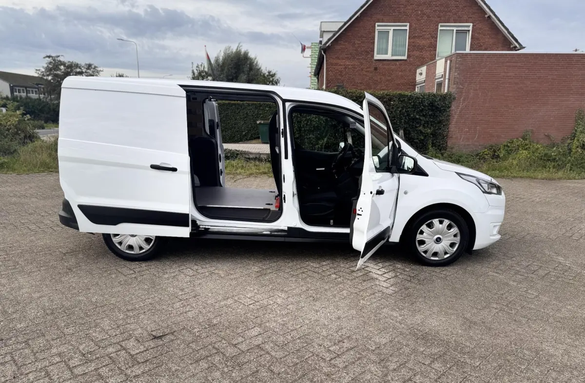 1.5 EcoBlue L2 Trend / Nieuwestaat / Dubbel schuif deur / Garantie / Inruil mogelijk / Carplay /