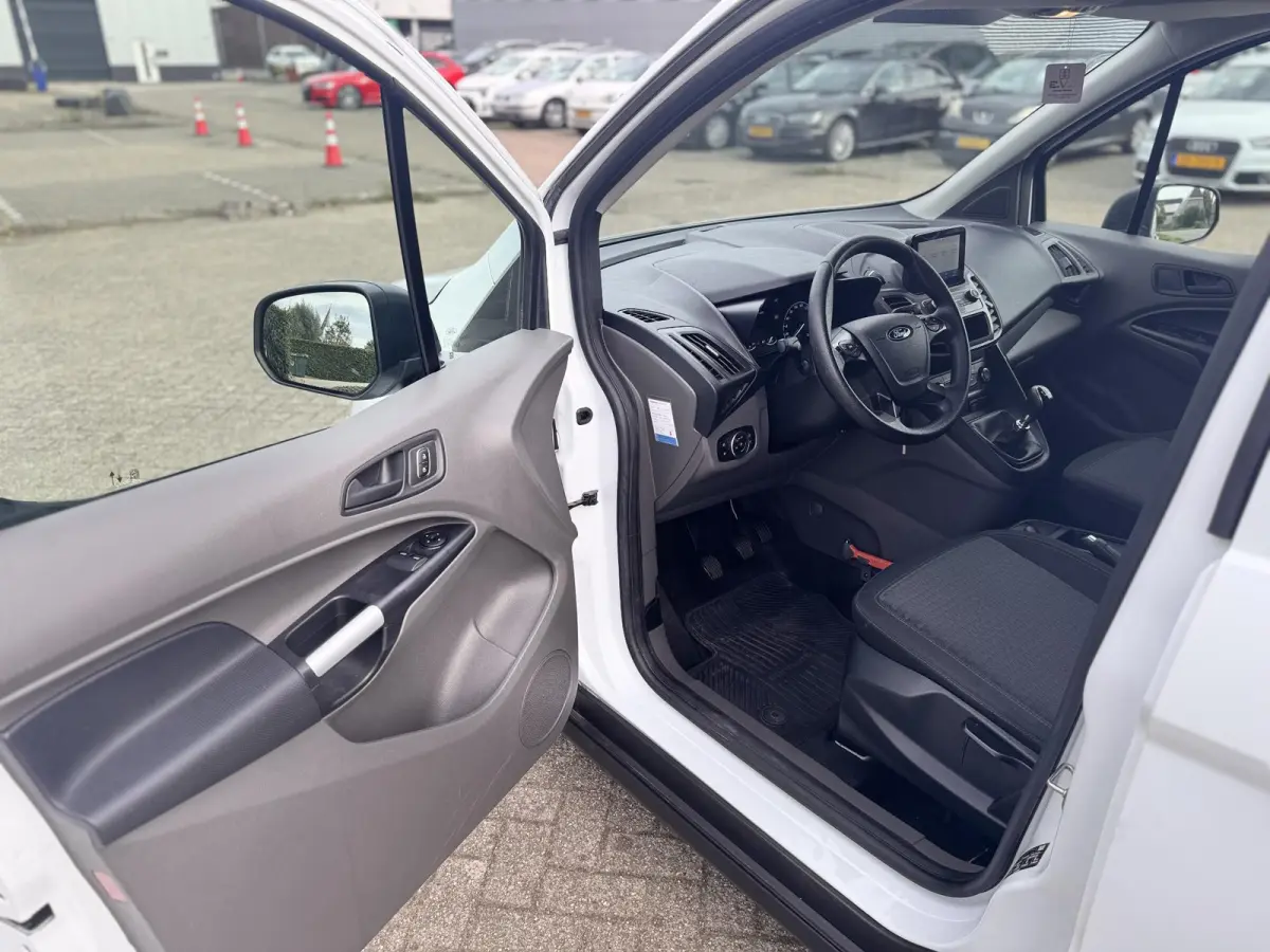 1.5 EcoBlue L2 Trend / Nieuwestaat / Dubbel schuif deur / Garantie / Inruil mogelijk / Carplay /