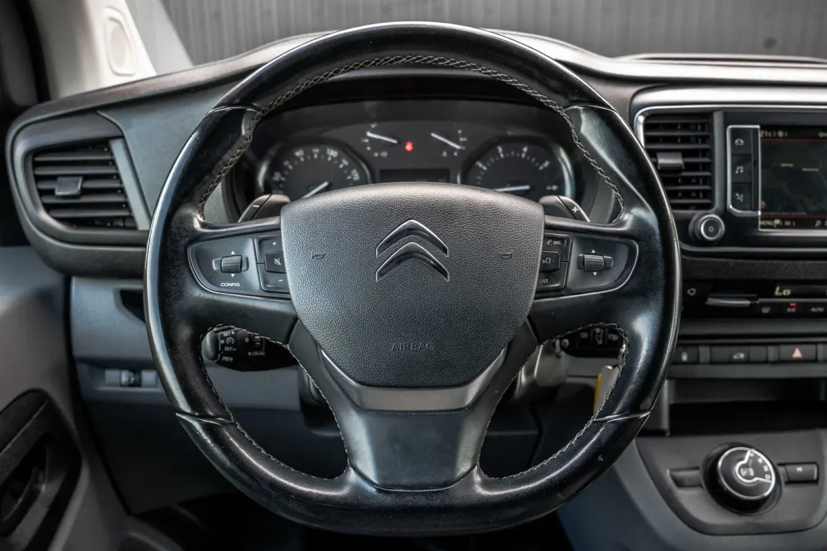 2.0 BlueHDi 180 | Camera | Carplay | Cruise | PDC | Stoelverw. | Climatronic |Trekhaak