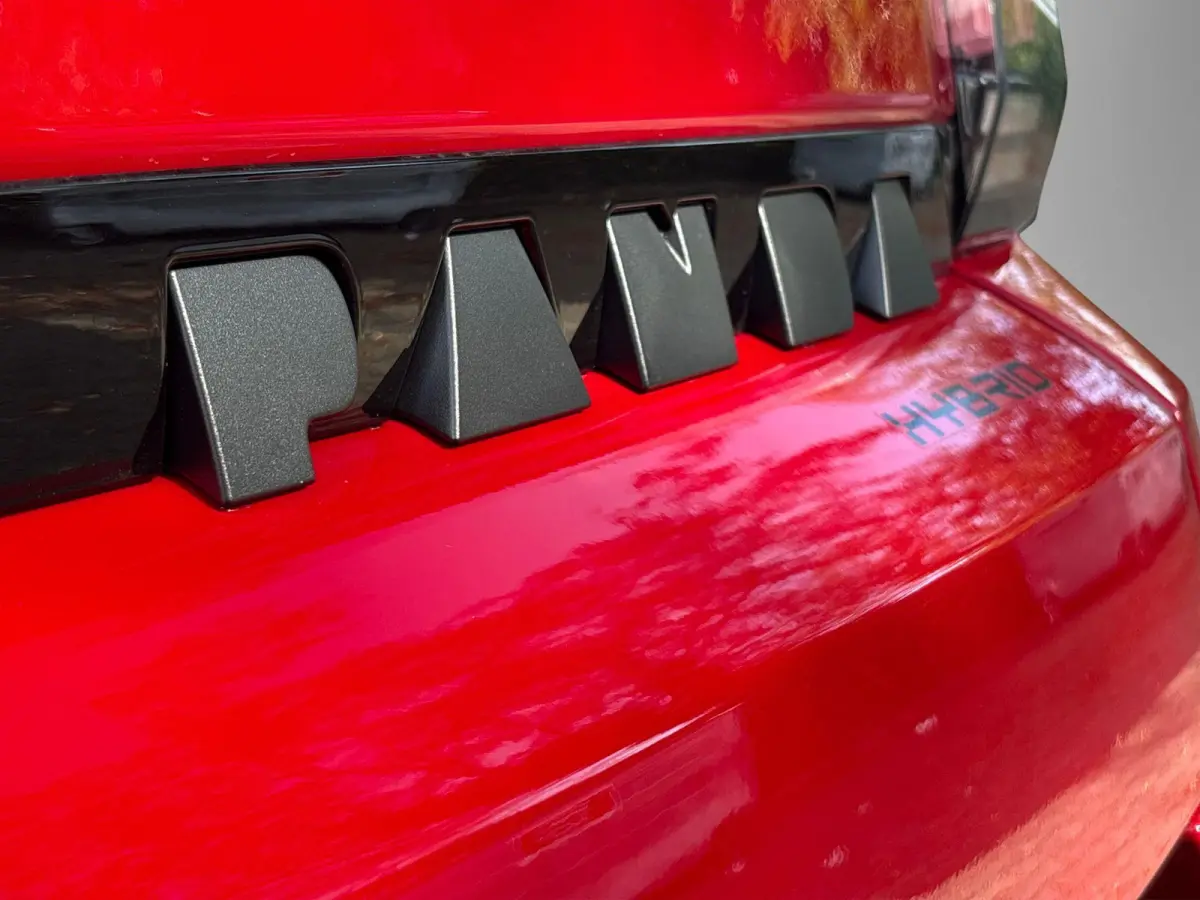 1.2 Hybrid ICON | Airco | Parkeersensoren | Apple Carplay/Android Auto | 2 + 6 jaar Speciale Garantie! |