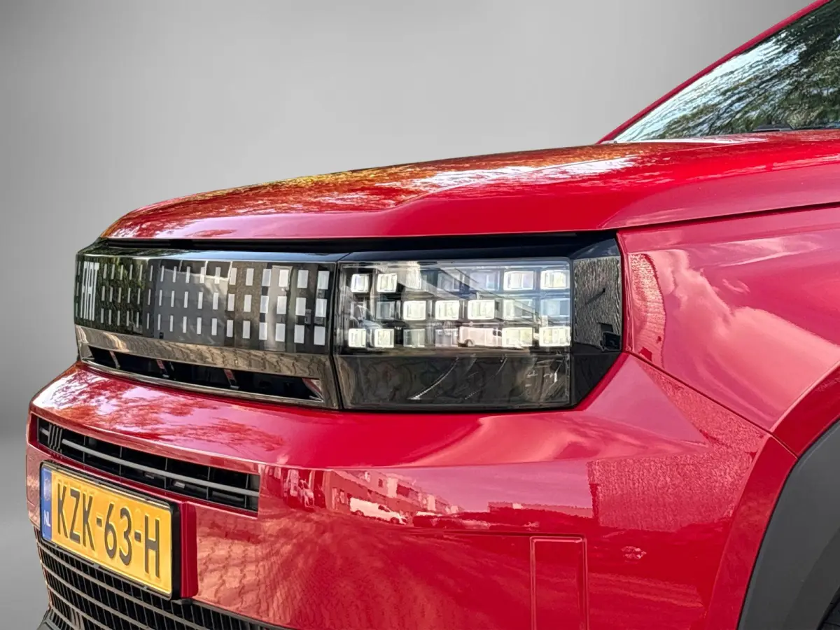 1.2 Hybrid ICON | Airco | Parkeersensoren | Apple Carplay/Android Auto | 2 + 6 jaar Speciale Garantie! |