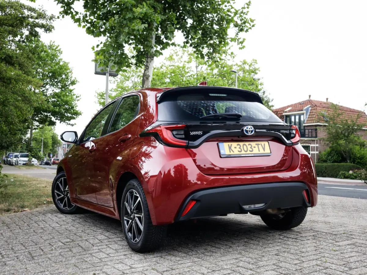 1.5 Hybrid Business Plus 1e-Eig. & Keurig-Onderh. BOVAG-Garantie. NL-Auto.