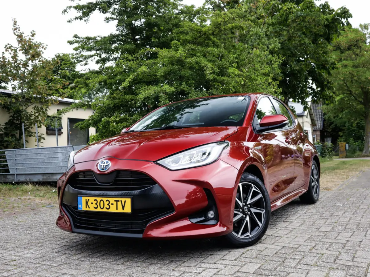 1.5 Hybrid Business Plus 1e-Eig. & Keurig-Onderh. BOVAG-Garantie. NL-Auto.