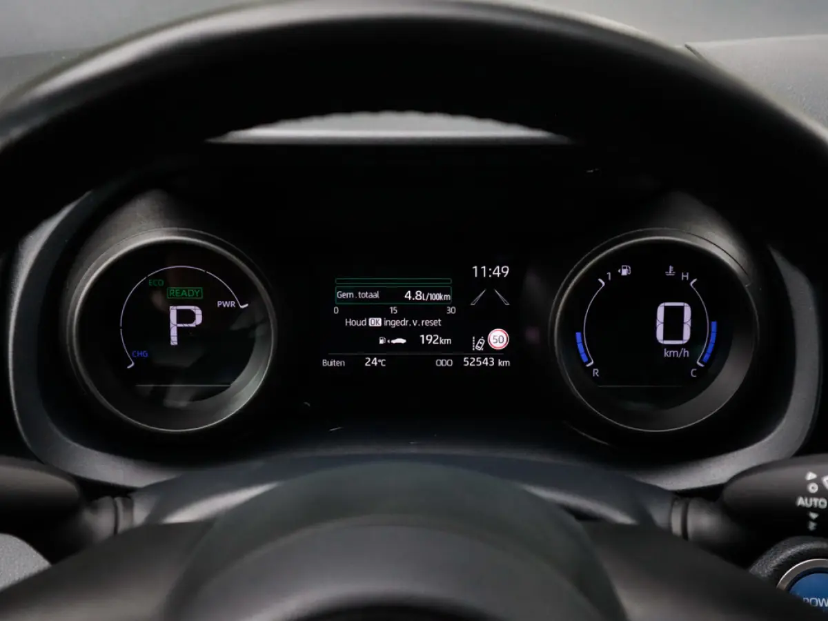1.5 Hybrid Business Plus 1e-Eig. & Keurig-Onderh. BOVAG-Garantie. NL-Auto.