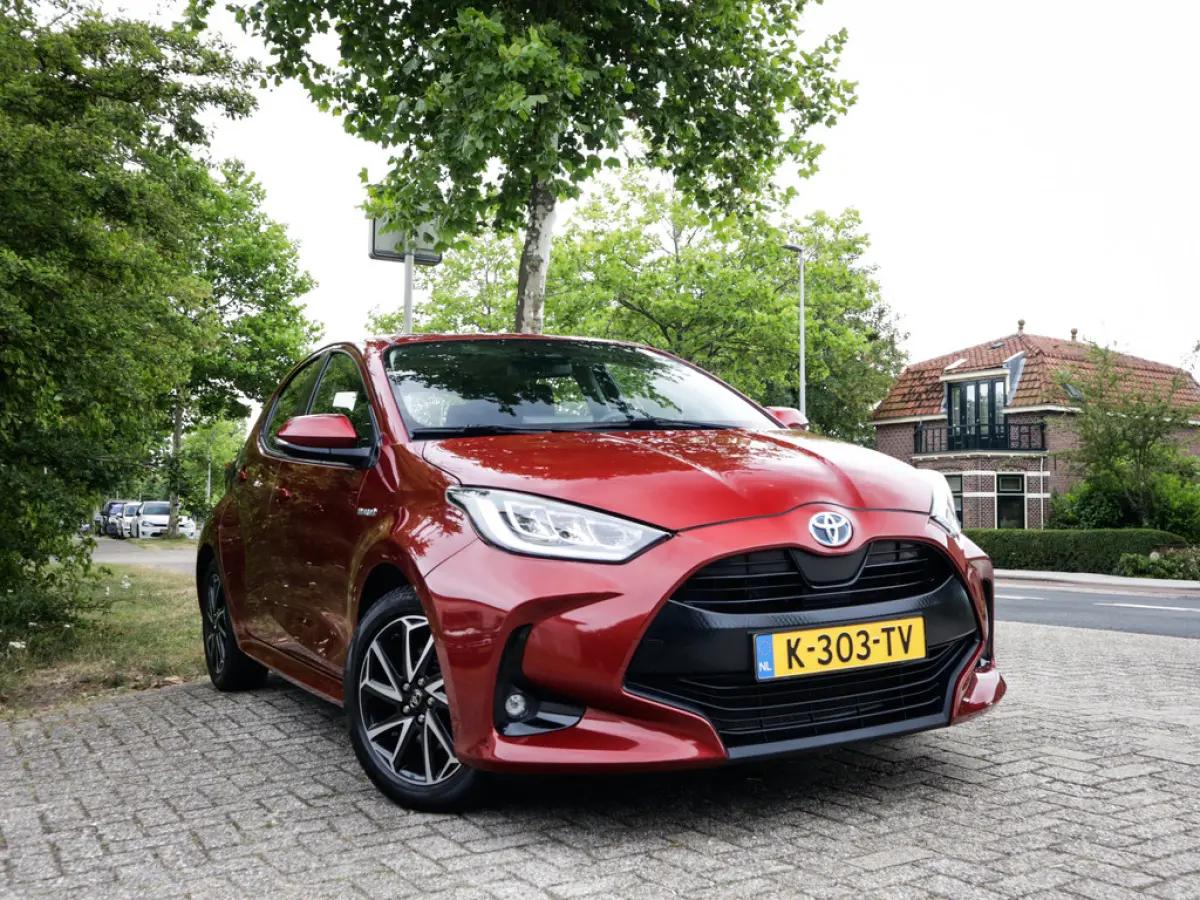 1.5 Hybrid Business Plus 1e-Eig. & Keurig-Onderh. BOVAG-Garantie. NL-Auto.