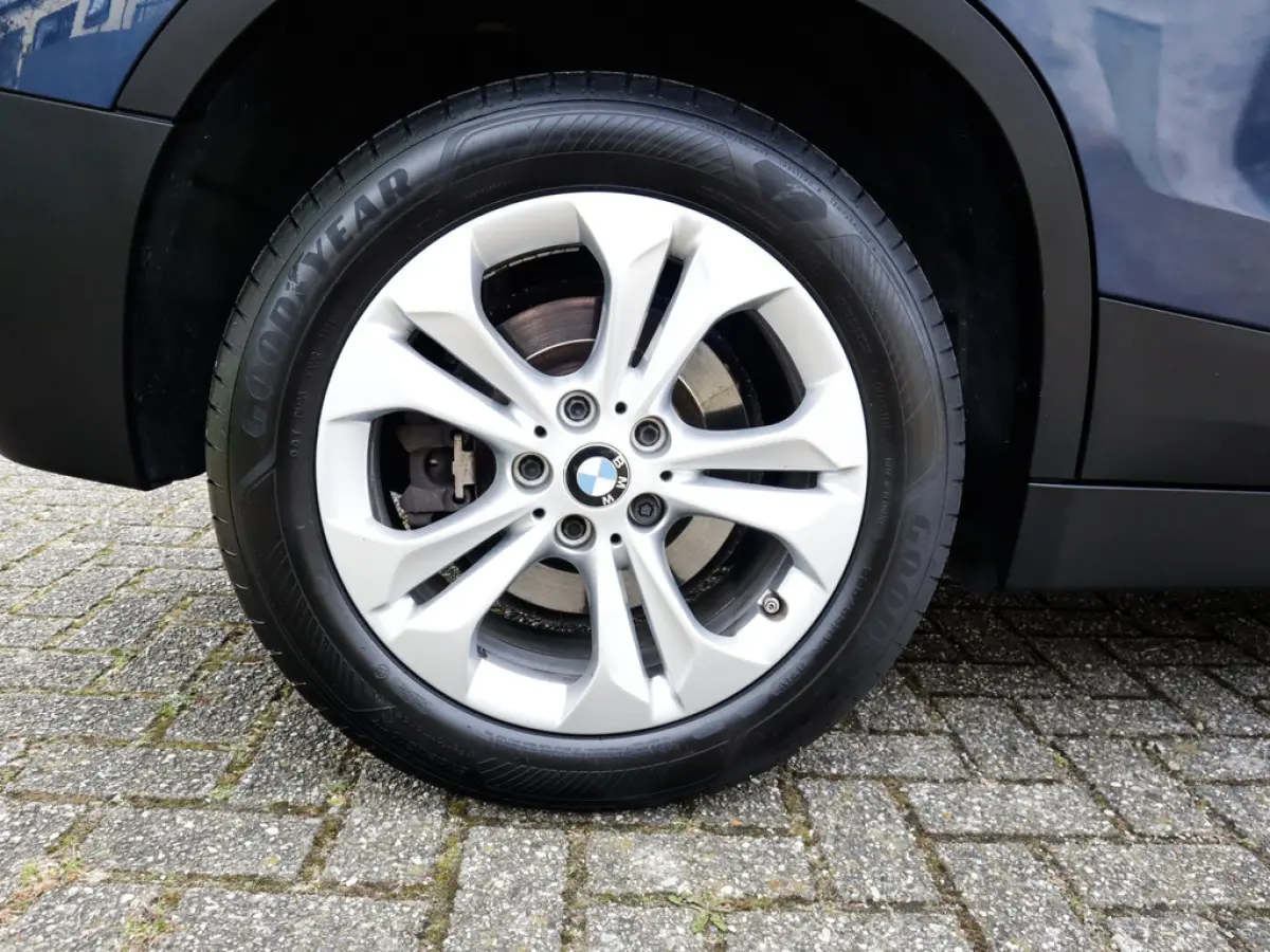xDrive25e High Executive 1e-Eig. & Keurig-Onderh. BOVAG-Garantie.