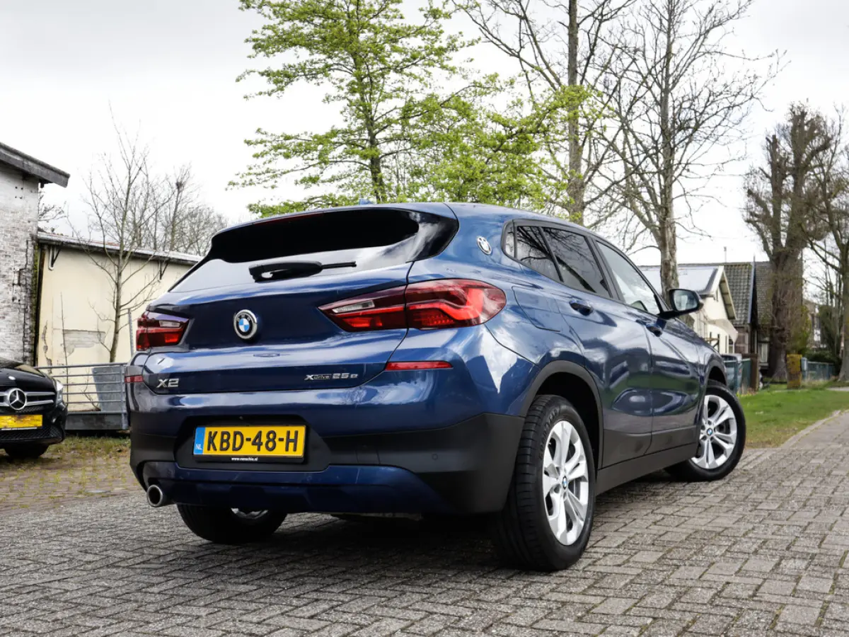 xDrive25e High Executive 1e-Eig. & Keurig-Onderh. BOVAG-Garantie.
