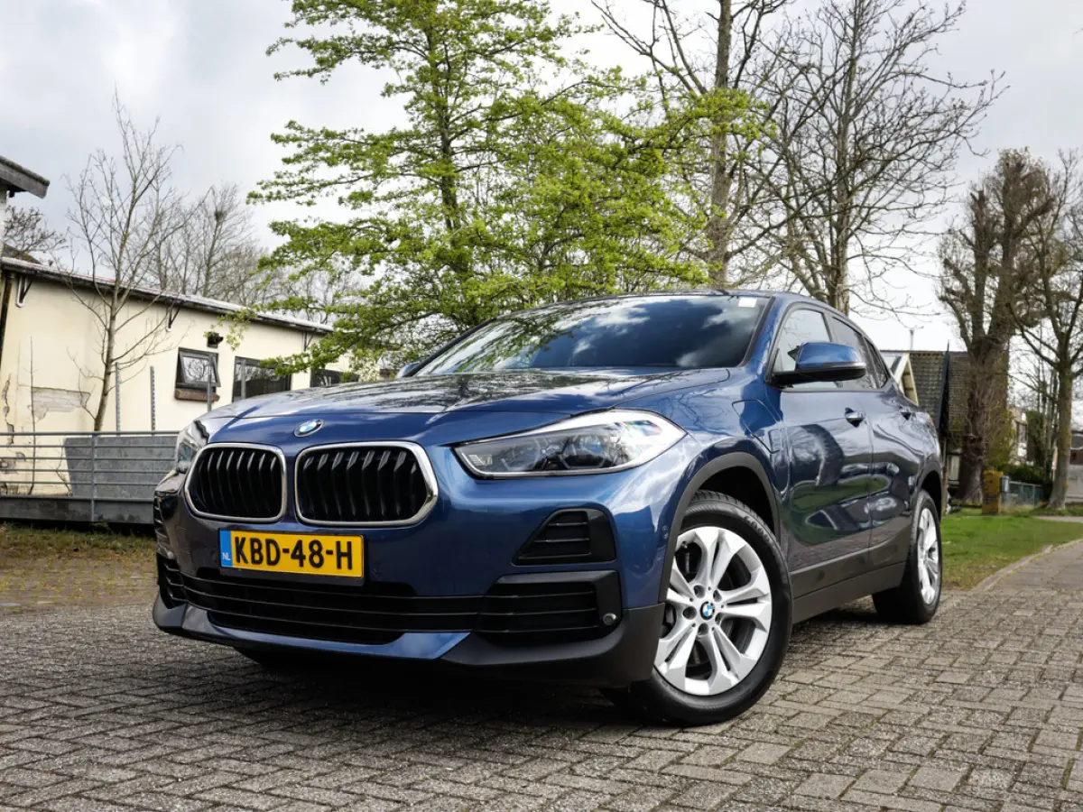 xDrive25e High Executive 1e-Eig. & Keurig-Onderh. BOVAG-Garantie.