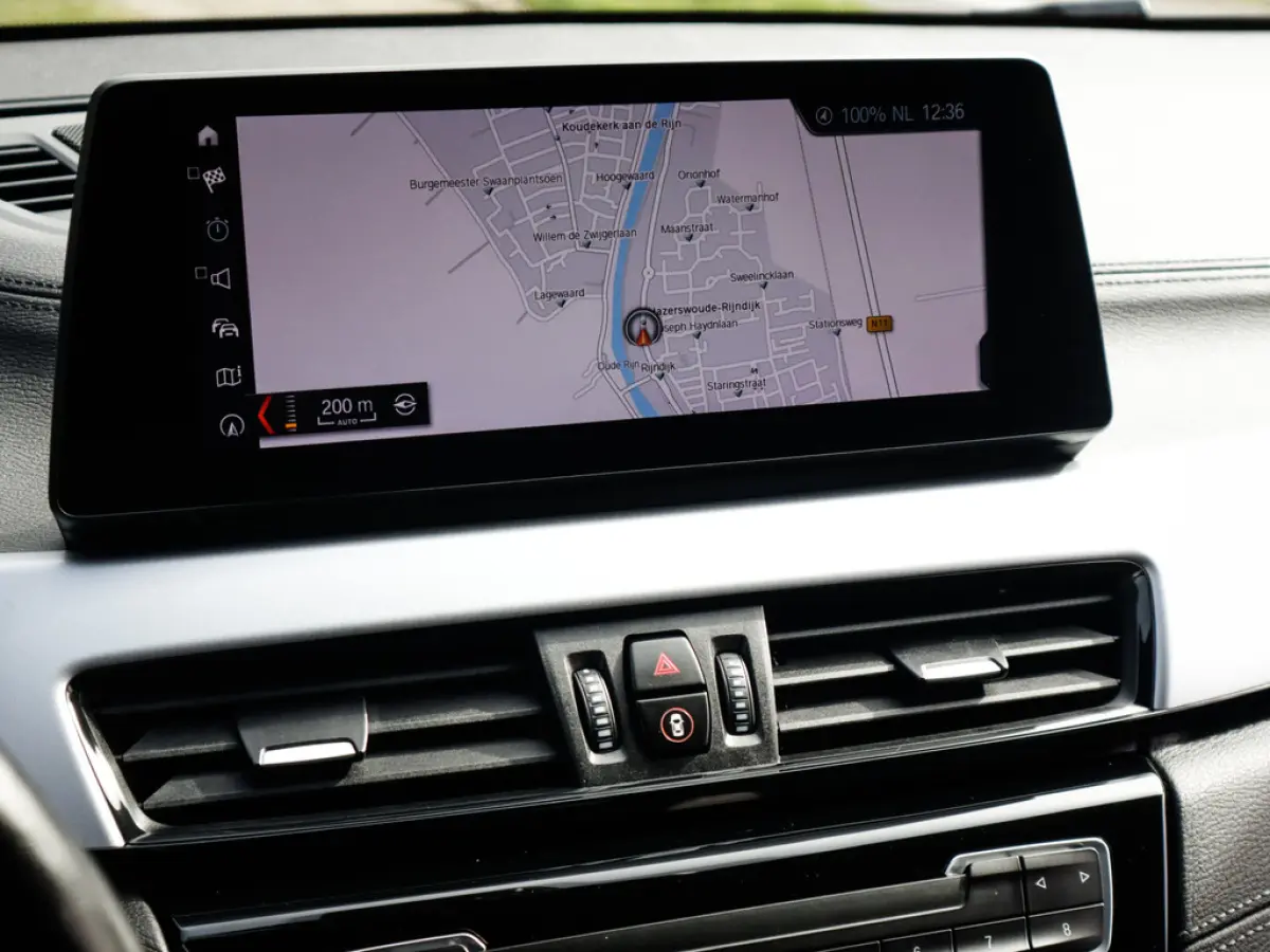 xDrive25e High Executive 1e-Eig. & Keurig-Onderh. BOVAG-Garantie.