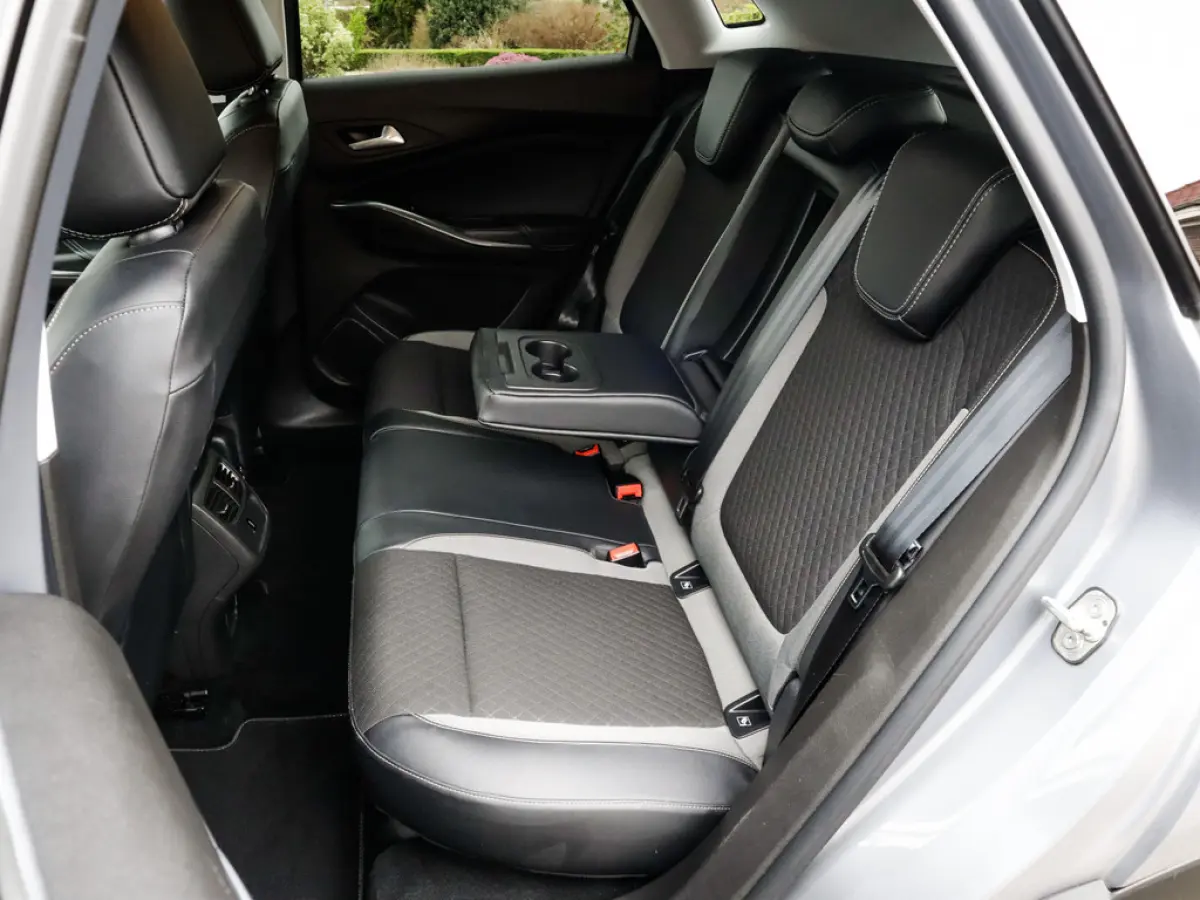 1.2 Turbo Business Elegance 1e-Eig. & Keurig-Onderh. BOVAG-Garantie. NL-Auto