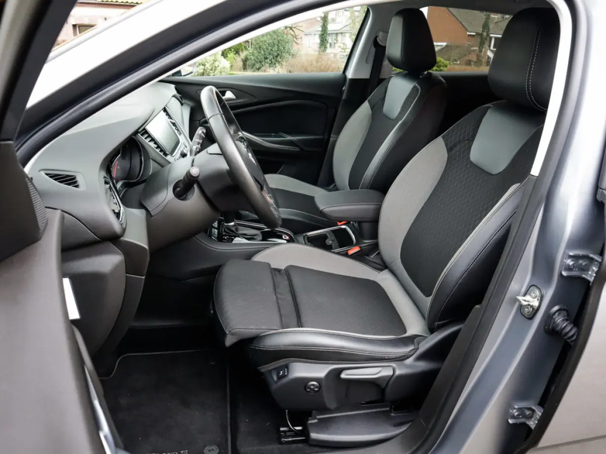 1.2 Turbo Business Elegance 1e-Eig. & Keurig-Onderh. BOVAG-Garantie. NL-Auto