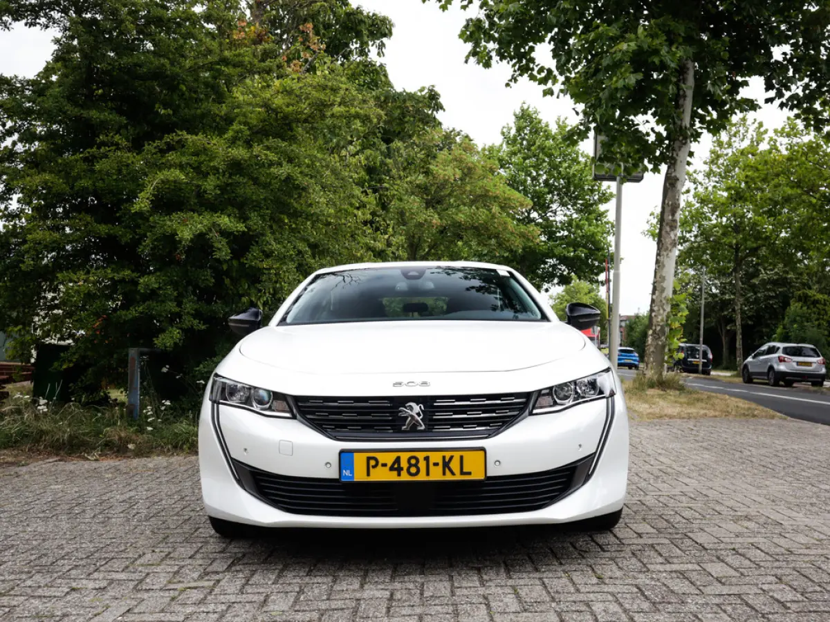1.2 PureTech Active Pack Business 1e-Eig. & Dealer-Onderh. BOVAG-Garantie. NL-Auto.