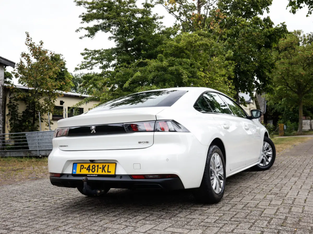 1.2 PureTech Active Pack Business 1e-Eig. & Dealer-Onderh. BOVAG-Garantie. NL-Auto.
