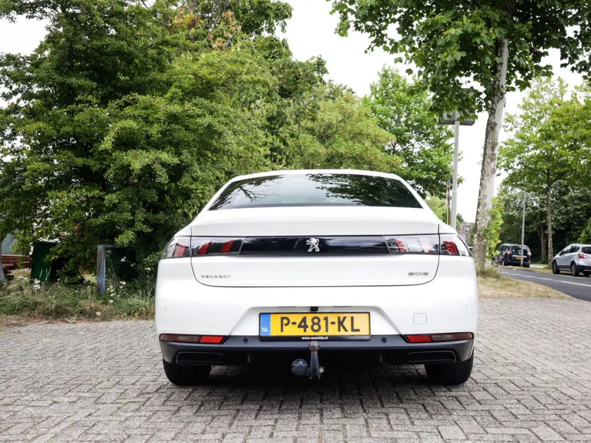 1.2 PureTech Active Pack Business 1e-Eig. & Dealer-Onderh. BOVAG-Garantie. NL-Auto.