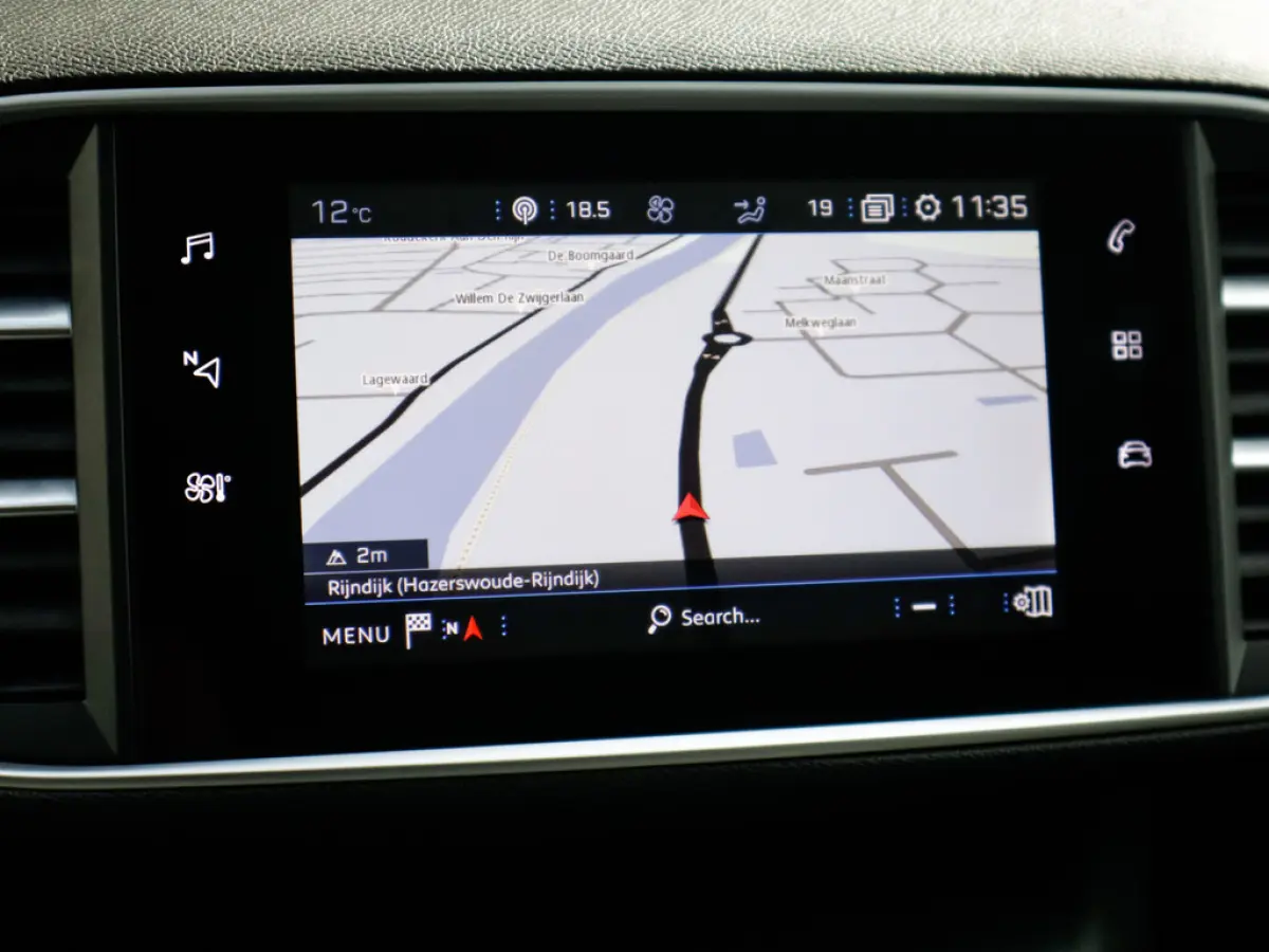 1.2 PureTech Blue Lease Allure 1e-Eig. & Dealer-Onderh. BOVAG-Garantie. NL-Auto.