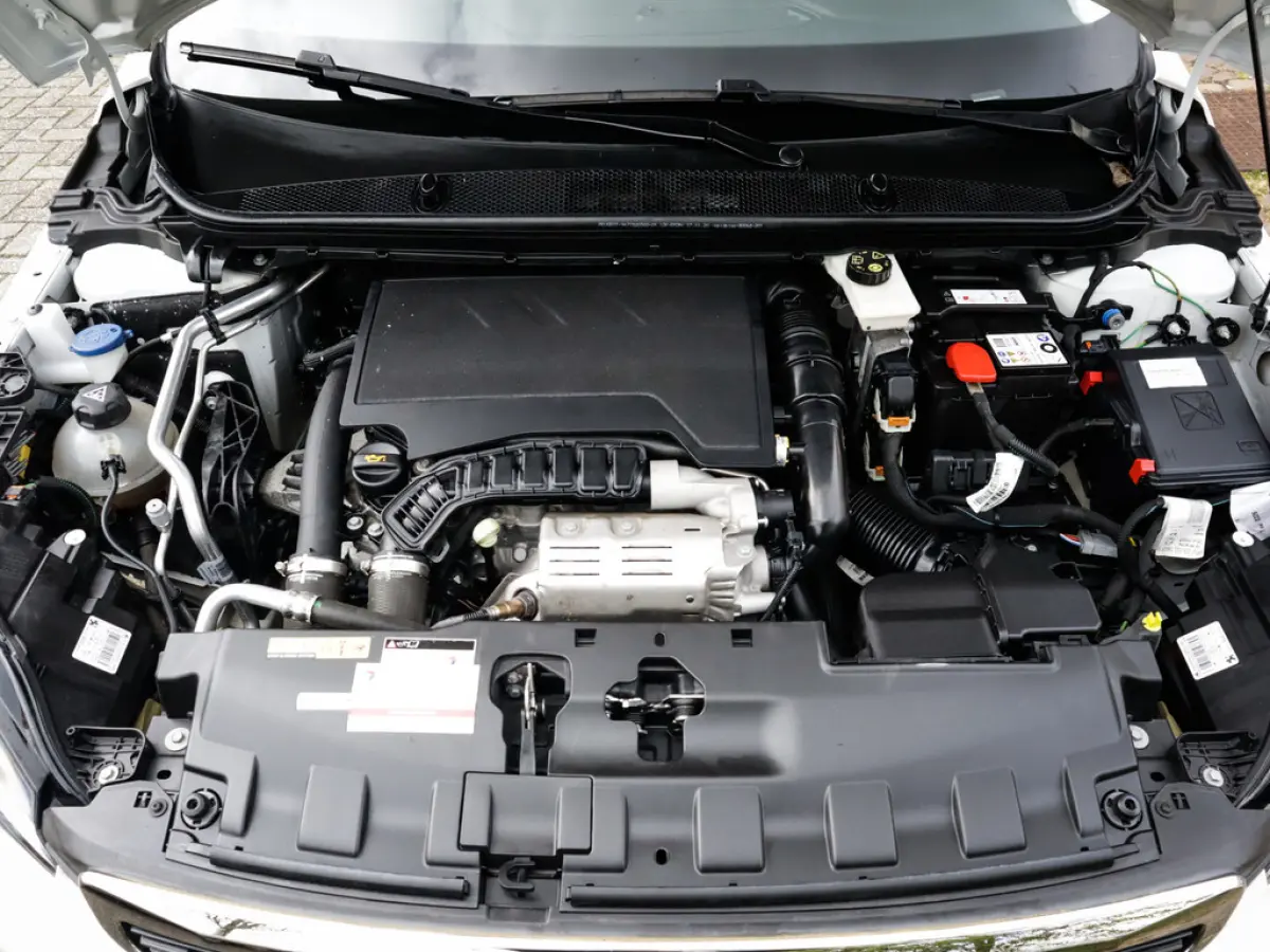 1.2 PureTech Blue Lease Allure 1e-Eig. & Dealer-Onderh. BOVAG-Garantie. NL-Auto.