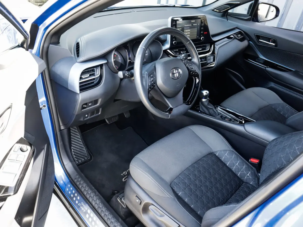 1.8 Hybrid Business Plus 1e-Eig. & Dealer-Onderh. BOVAG-Garantie. NL-Auto.
