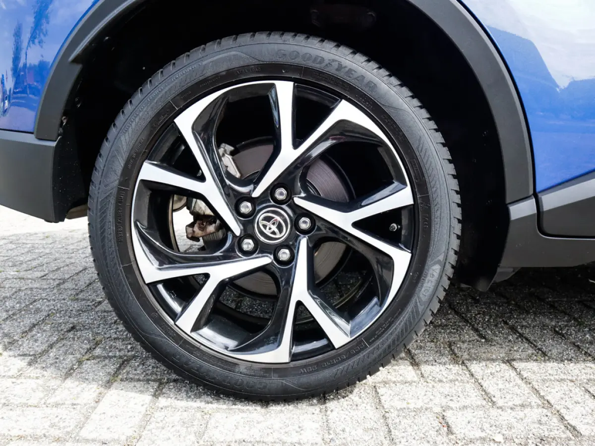 1.8 Hybrid Business Plus 1e-Eig. & Dealer-Onderh. BOVAG-Garantie. NL-Auto.