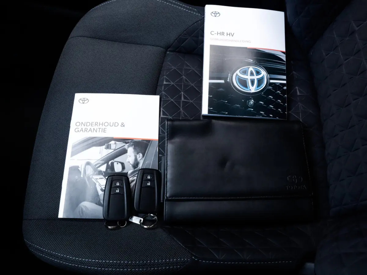 1.8 Hybrid Business Plus 1e-Eig. & Dealer-Onderh. BOVAG-Garantie. NL-Auto.