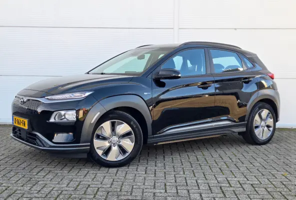 EV Comfort 64 kWh | Achteruitrijcamera | Airco (automatisch) | Apple Carplay/Android Auto|telefoonintegratie premium