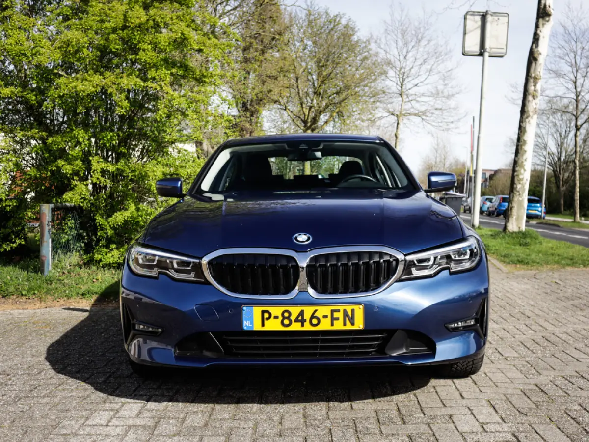320e Business Edition Plus 1e-Eig. & Keurig-Onderh. BOVAG-Garantie. NL-Auto.
