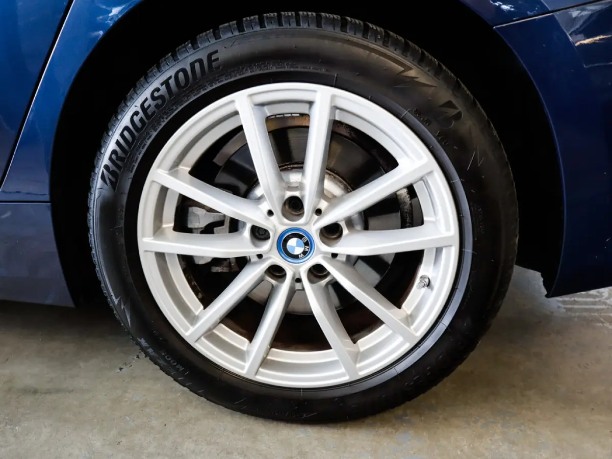 320e Business Edition Plus 1e-Eig. & Keurig-Onderh. BOVAG-Garantie. NL-Auto.