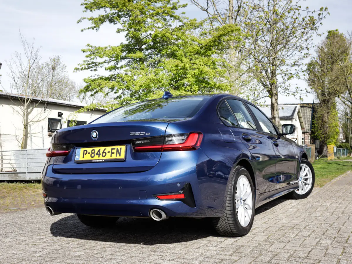 320e Business Edition Plus 1e-Eig. & Keurig-Onderh. BOVAG-Garantie. NL-Auto.