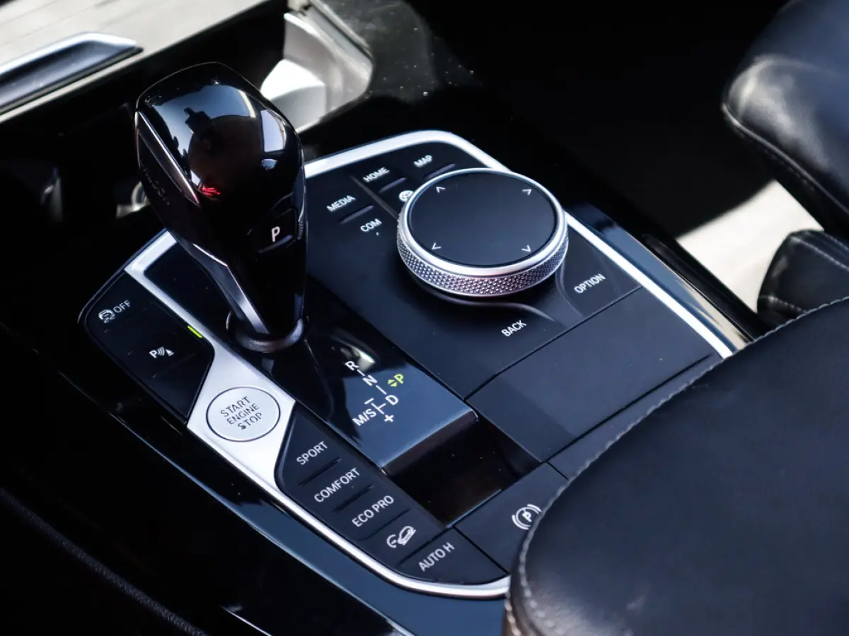xDrive20d High Executive 2e-Eig. & Keurig-Onderh. BOVAG-Garantie.