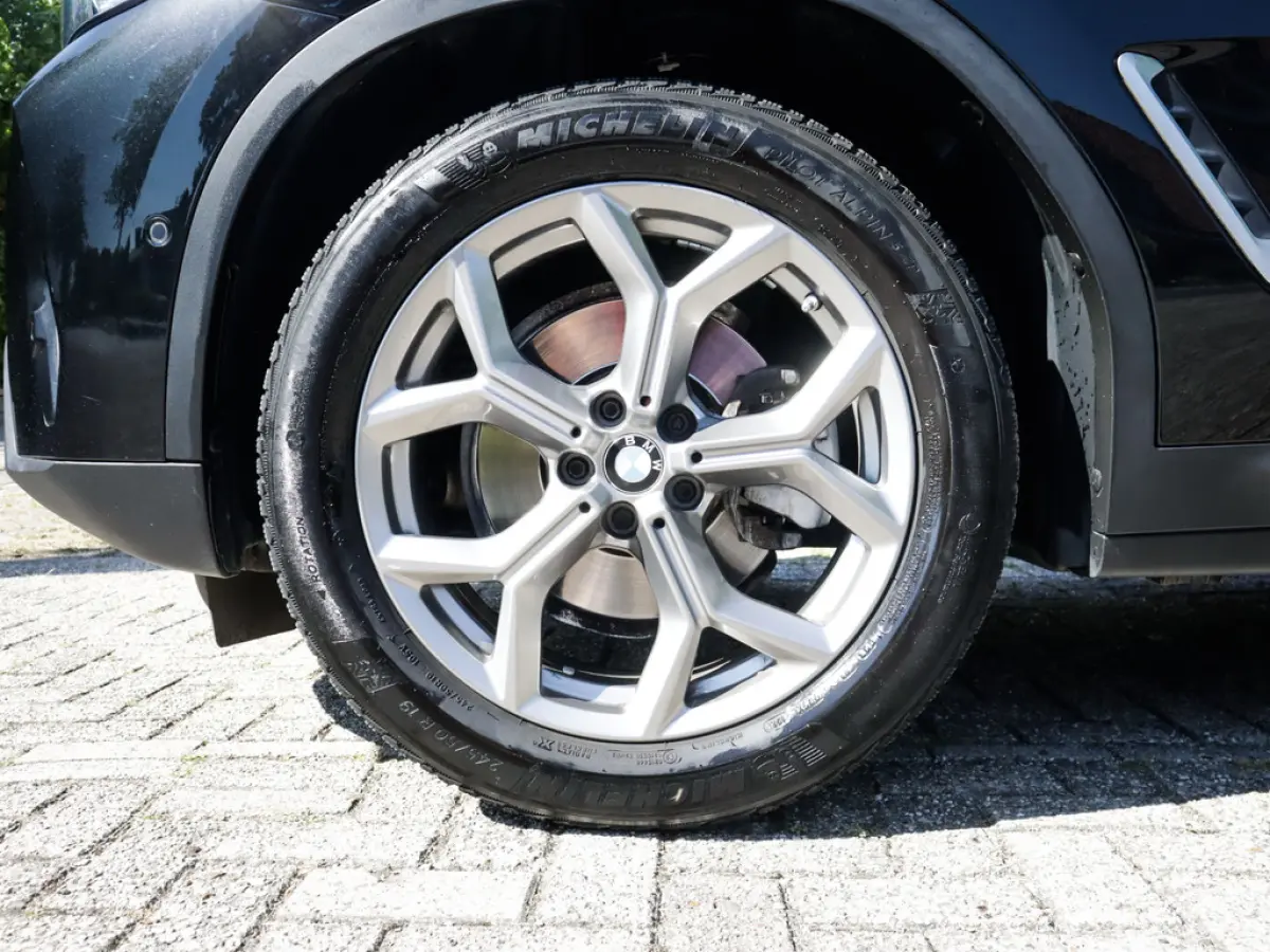 xDrive20d High Executive 2e-Eig. & Keurig-Onderh. BOVAG-Garantie.