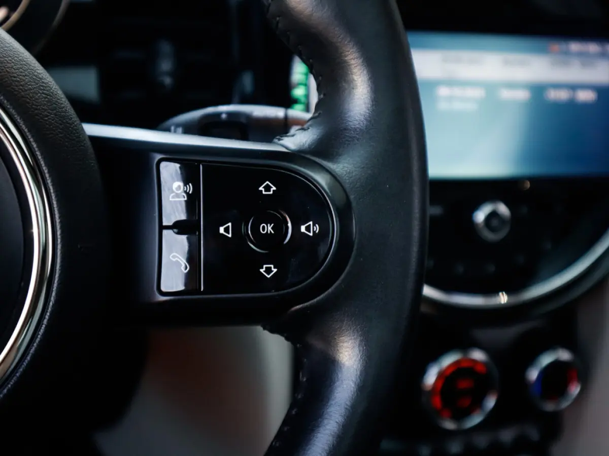 MINI Yours 33 kWh 1e-Eig. & Keurig-Onderh. BOVAG-Garantie. NL-Auto.