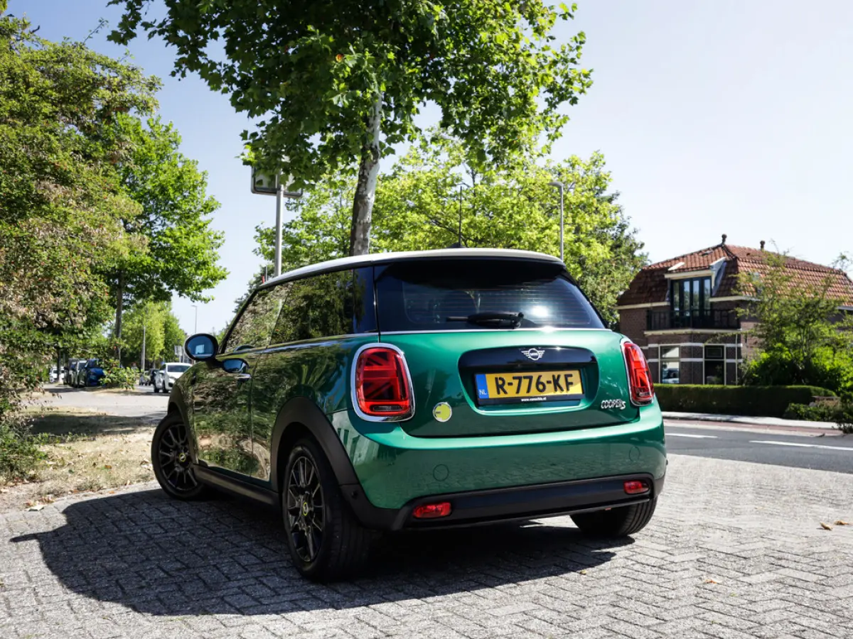MINI Yours 33 kWh 1e-Eig. & Keurig-Onderh. BOVAG-Garantie. NL-Auto.