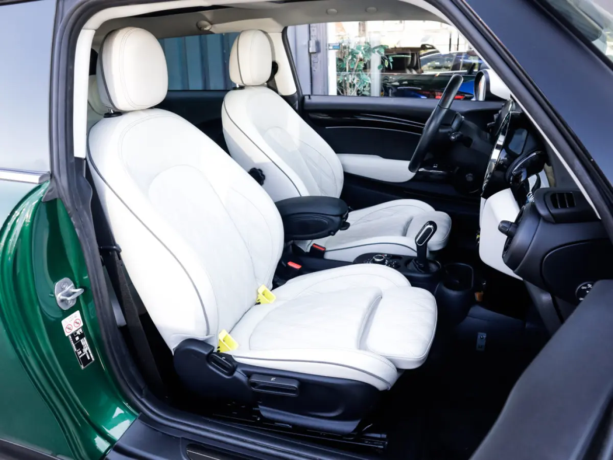 MINI Yours 33 kWh 1e-Eig. & Keurig-Onderh. BOVAG-Garantie. NL-Auto.