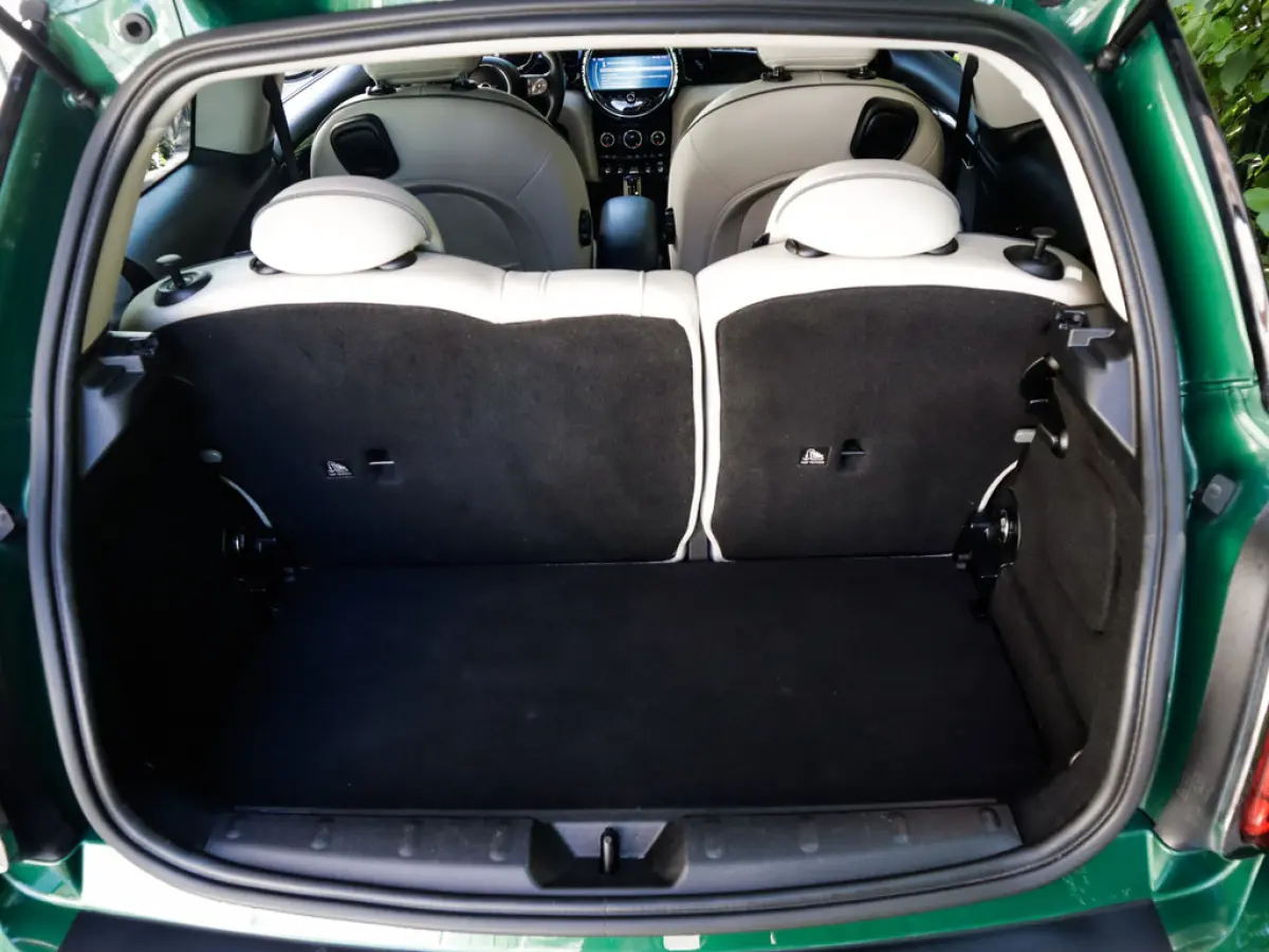 MINI Yours 33 kWh 1e-Eig. & Keurig-Onderh. BOVAG-Garantie. NL-Auto.