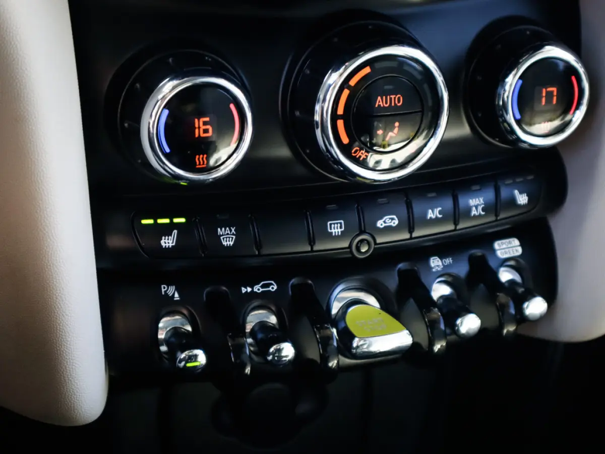 MINI Yours 33 kWh 1e-Eig. & Keurig-Onderh. BOVAG-Garantie. NL-Auto.