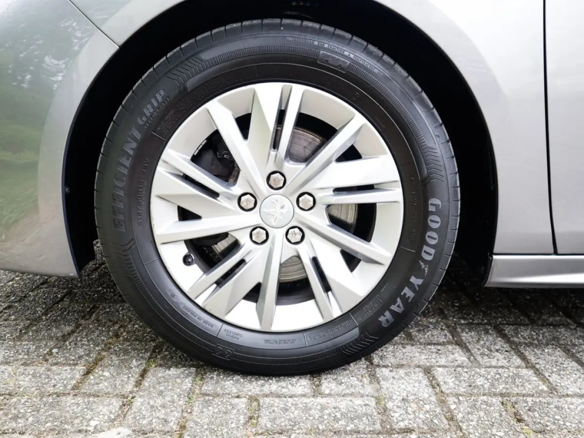 1.2 PureTech Active Pack Business 2e-Eig & Keurig-Onderh. BOVAG-Garantie. NL-Auto