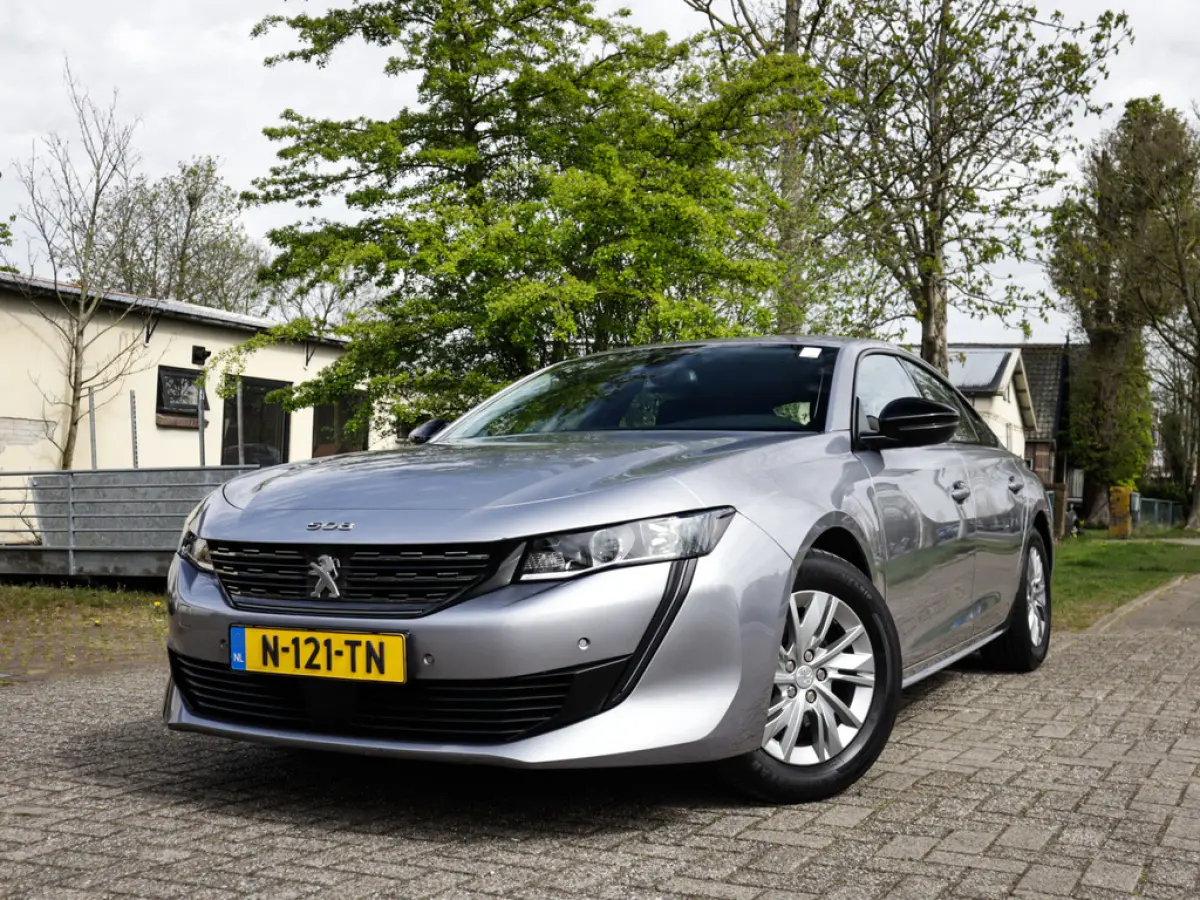 1.2 PureTech Active Pack Business 2e-Eig & Keurig-Onderh. BOVAG-Garantie. NL-Auto