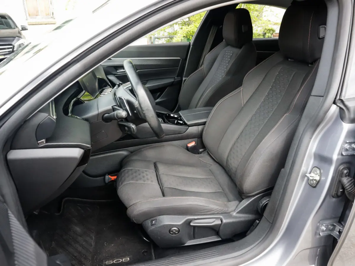 1.2 PureTech Active Pack Business 2e-Eig & Keurig-Onderh. BOVAG-Garantie. NL-Auto